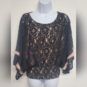 Le Polka 6 M Top With Lace Overlay Dolman / Bat Sleeve Black Tan